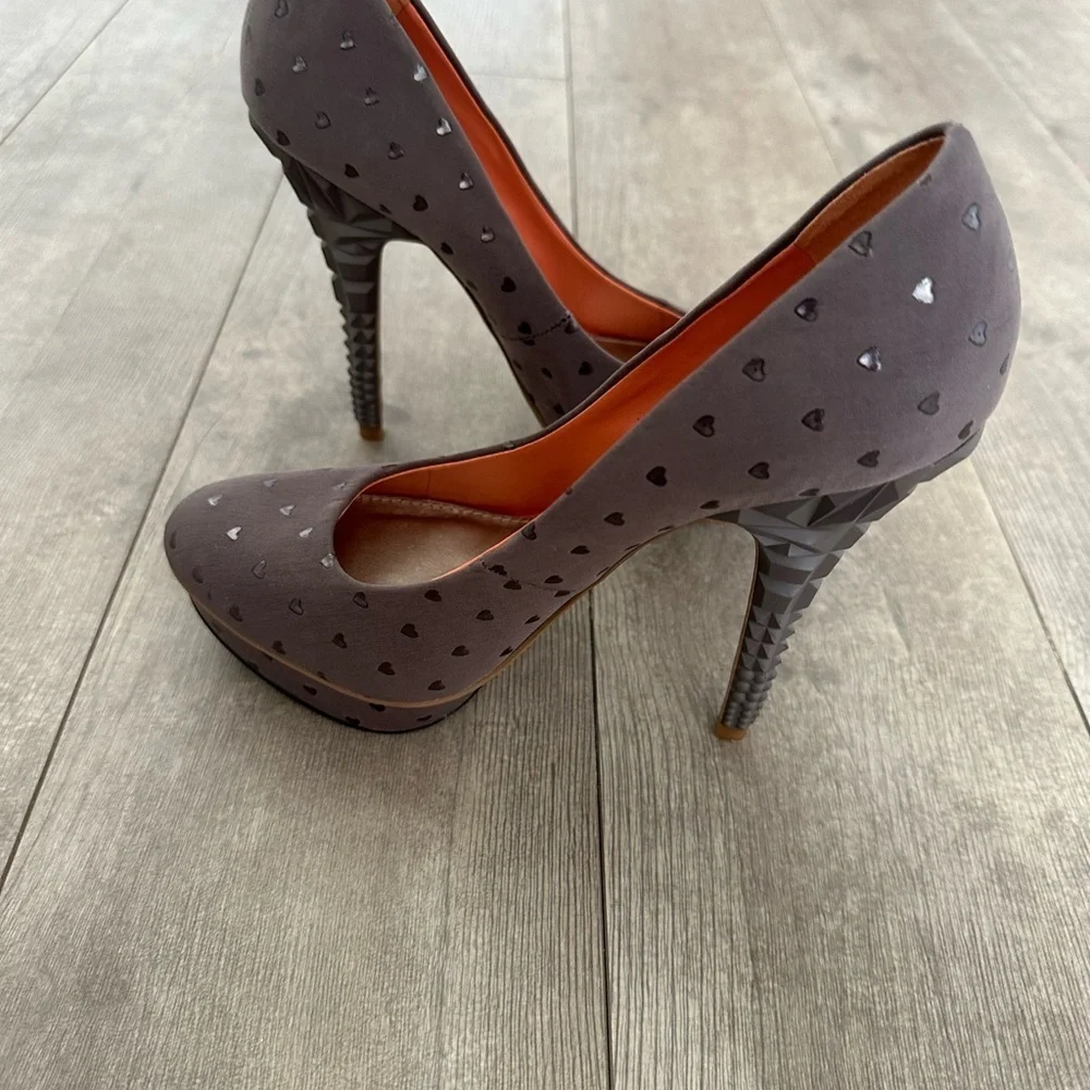 Rachel Roy Keedan Heart Print Sculpted Platform Stiletto Heels Size 7.5 Women’s